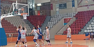 Kahramanmaraş Gençlik Spor, Erkekler Bölgesel Basketbol Ligi'nde evinde ilk maçına çıktı.