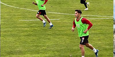 Kahramanmaraşlı Yılmaz Cin, Süper Lig ekibi Sivasspor'un A Takım antrenmanına katıldı